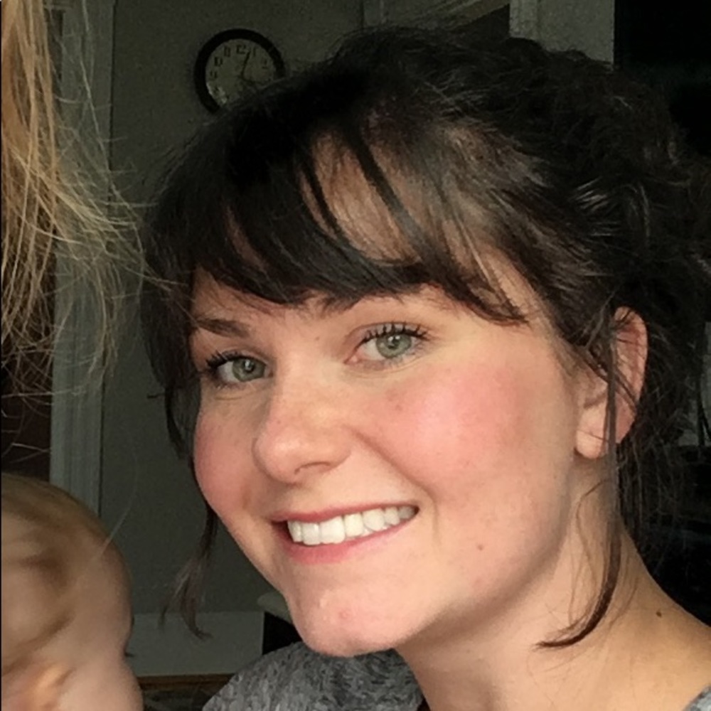 Meet your Posher, Laura